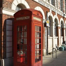 K2 Telephone Kiosk Outside St Leonard's Hospital