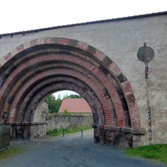 Einzeldenkmale der Sachgesamtheit Zisterzienserkloster Altzella: Ruinen der Klosterkirche, der Klausur und des A