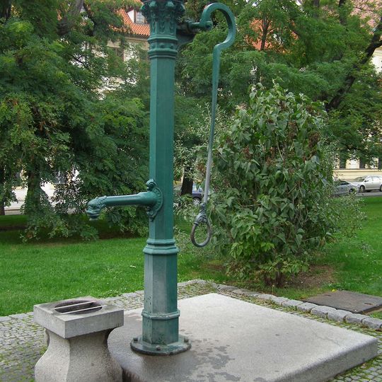Piston water pump on Hradčany Square