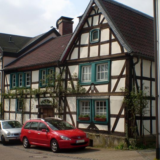 Drachenfelsstraße 11