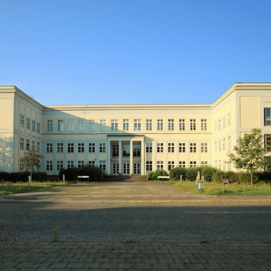 Erich-Weinert-Schule