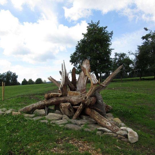 Křeslo v krajině nad Šidlákovem