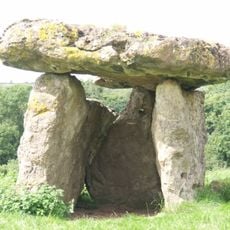 St Lythans Chambered Tomb