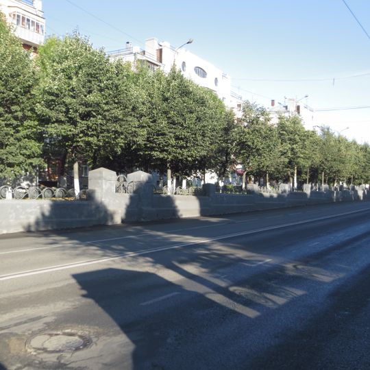 Стенка подпорная