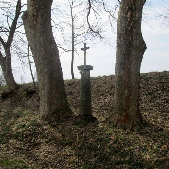 Kříž severně od Myslíva