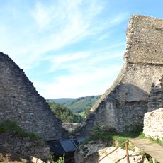 Hrad Divín, Divínsky hrad, palác hradný