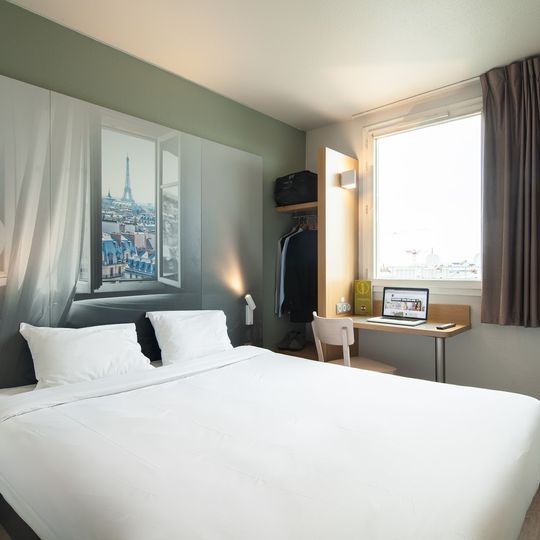 B&B HOTEL Paris Porte de la Villette