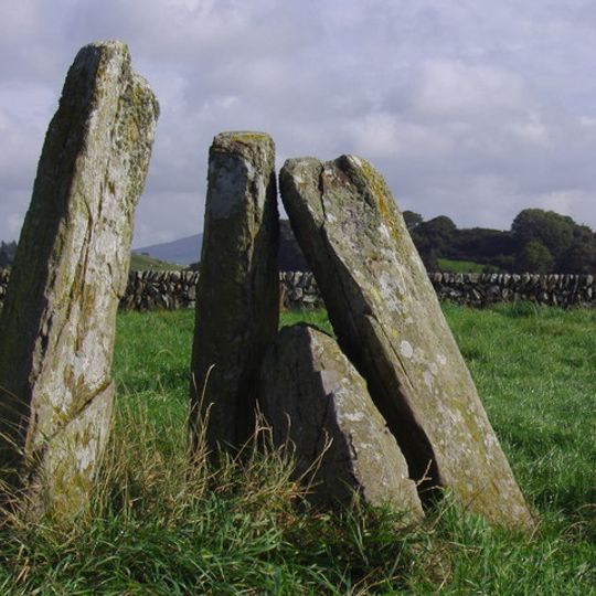 Standing Stones of Newton, burial chamber