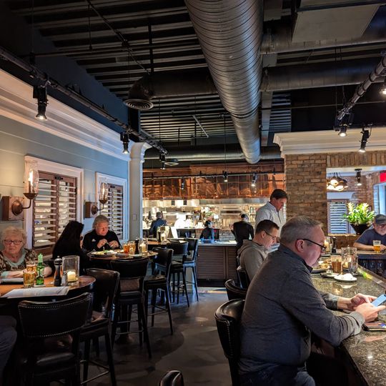 131 MAIN Restaurant