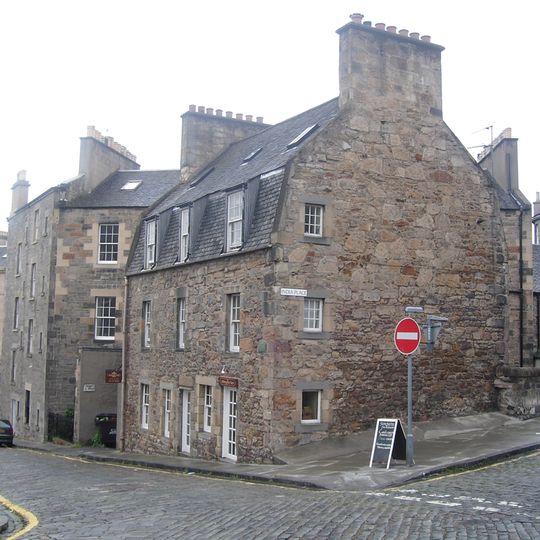 Edinburgh, 8 Gloucester Street, Duncan's Land