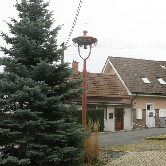 Zvonička u obecního úřadu v Zlončicích