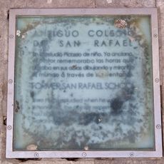 Placa al Antiguo Colegio de San Rafael