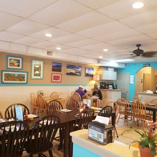 Yummies Bistro