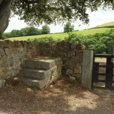 Mounting Block And Gate Posts To South East Of Higher Staplehill