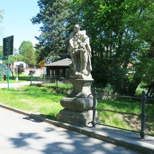 Socha svaté Anny na Hejtmanské hrázi v Chlumu u Třeboně