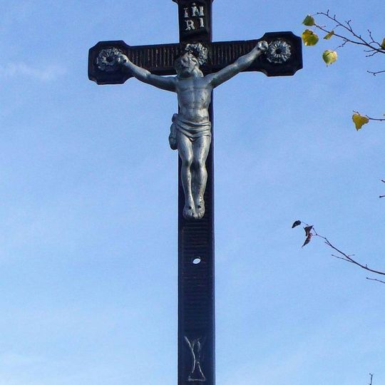 Kříž u polní cesty nad ulicí Třešňovka v Liběchově