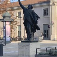 Statue Désiré Bancel