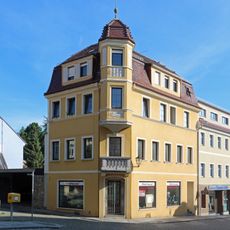 Wohnhaus in geschlossener Bebauung und Ecklage Bautzner Straße 35