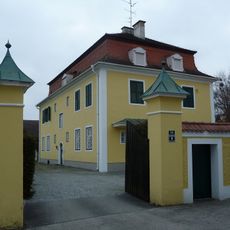 Villenanlage Monika (Kapsreiter)