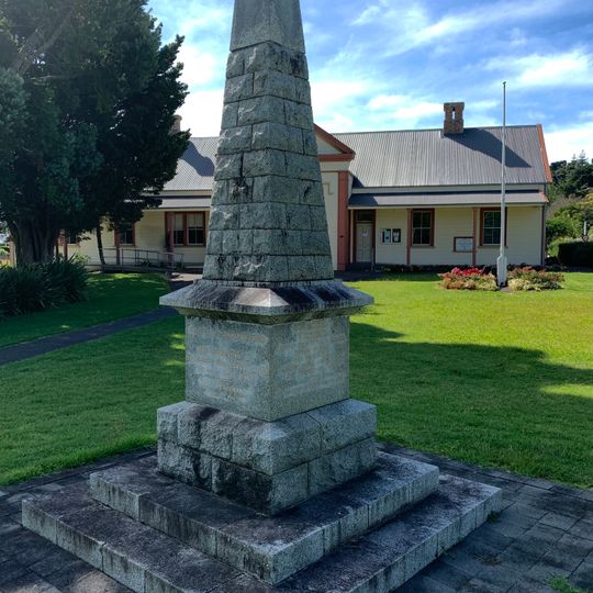 Queen Victoria Monument