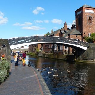 Roving Bridge Over Entrance To Birmingham Fazeley Canal At Fazeley Junction