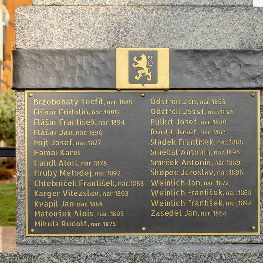 Pomník padlým v Lesnici