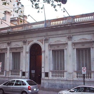 Firma y Odilo Estévez Municipal Decorative Art Museum