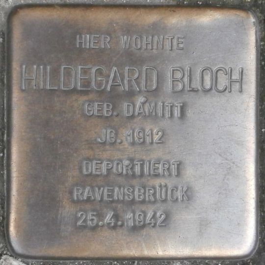 Stolperstein en memoria de Hildegard Bloch