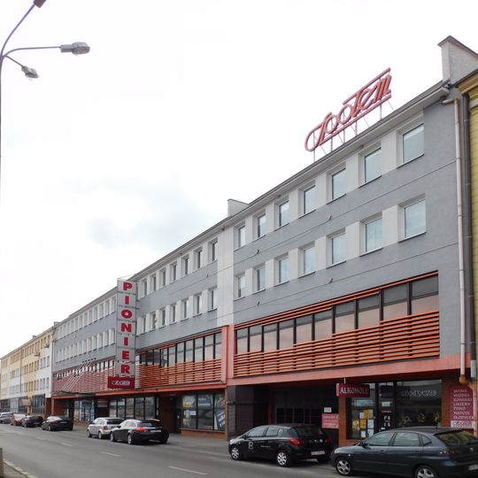 Dom handlowy Pionier