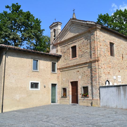 Oratorio di San Martino con casa cappellanica e cimitero