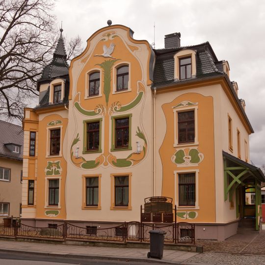 Wohnhaus August-Bebel-Straße 9