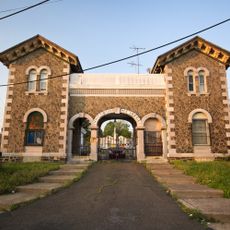 Cedar Hill Cemetery