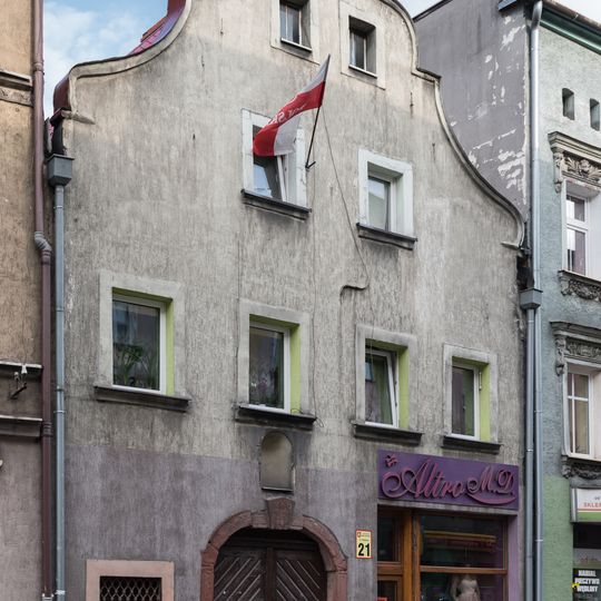 21 Piastów Street in Nowa Ruda