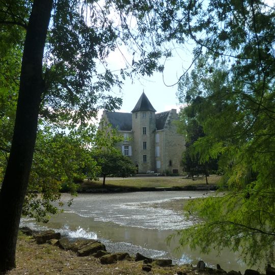 Château de Francs