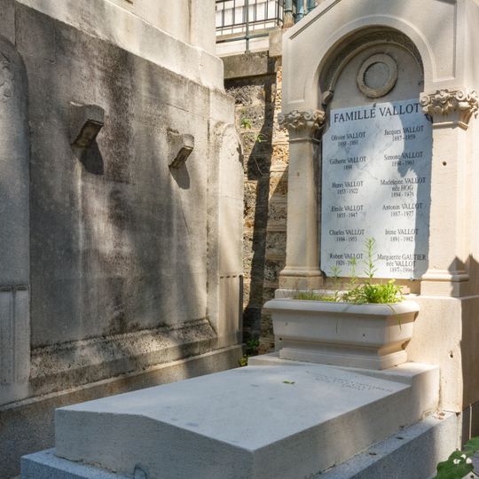 Grave of Vallot