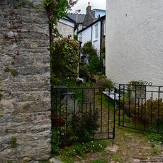 4-8 Buckley Court And Cobbled Surface Of The Court