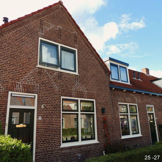 Beter Wonen, negen arbeiderswoningen
