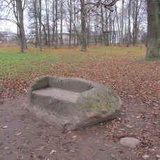 Каменный диван (Суйда)