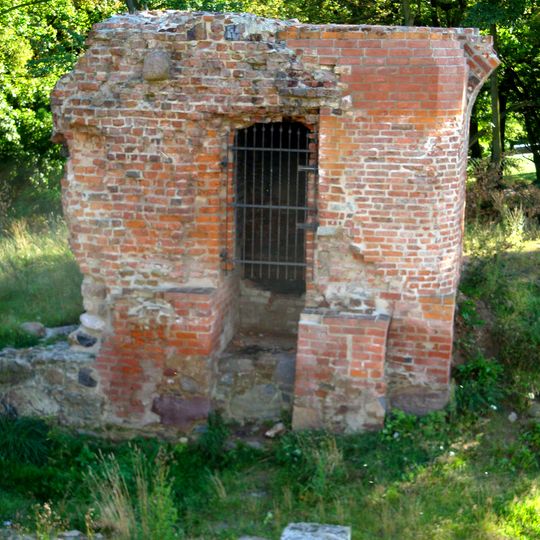 Relikty murów zamku wysokiego