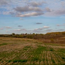 Земляная крепость («Грабороновы ворота») – остатки земляного оборонительного укрепления Засечной черты (Ильича)