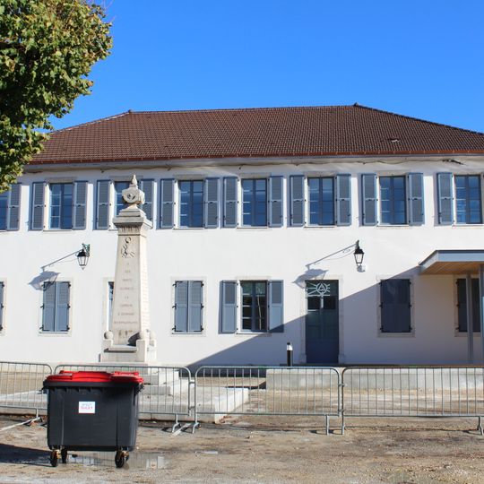 Town hall of Izernore