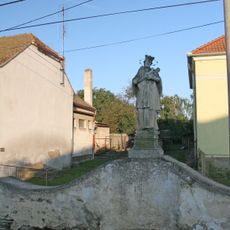 Barokní most přes Mramotický potok ve Vracovících