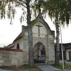 Pfarrkirchen bei Bad Hall, chapel at cemetery