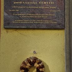 Pamětní deska Stanislava Uchytila