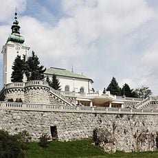 Pamiatky na A. Hlinku, terasa s múrom oporným II.