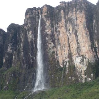 Cuquenan Falls