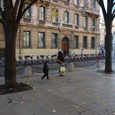 Place Édouard-Commette