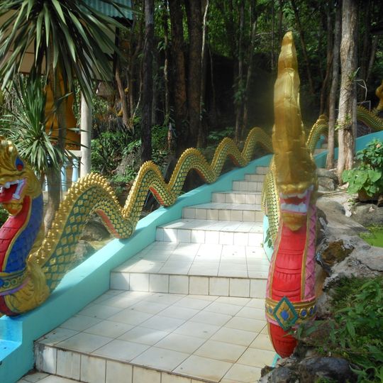 Wat Pa Khao Noi