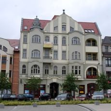 Kamienica z 2 oficynami, plac Słowiański 3 w Świnoujściu