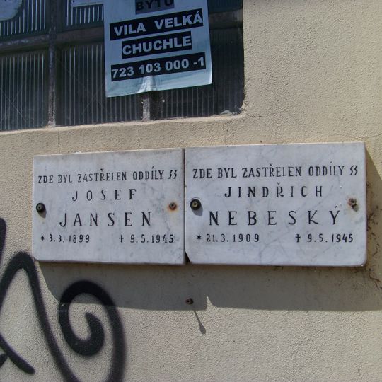 Pamětní desky padlým v květnu 1945 v ulici Žitavského v Zbraslavi